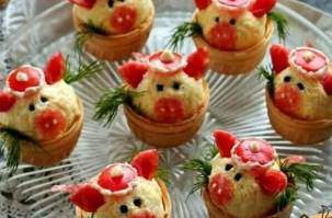 Салат «Свинки» в тарталетках