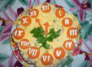 Салат «Новогодние часы»