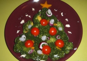 Простой овощной салат «Ёлочка»